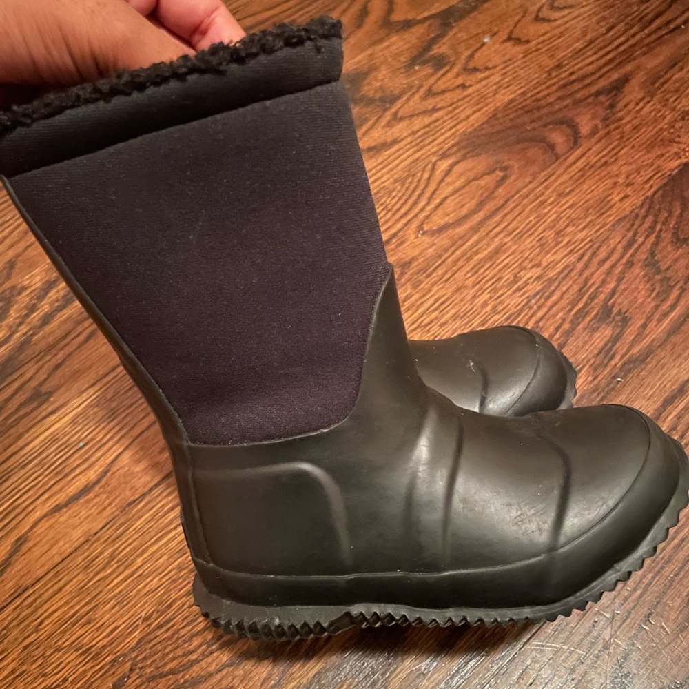 Toddler hunter boots